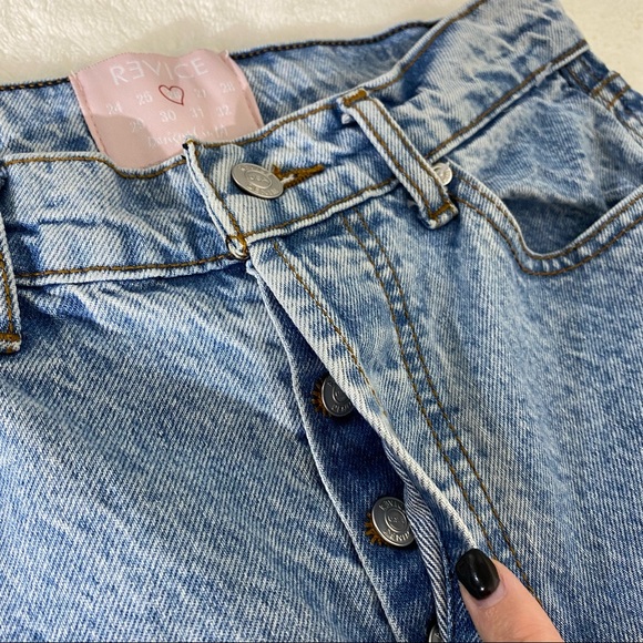 REVICE High Rise Light Wash Jeans - Picture 6 of 7